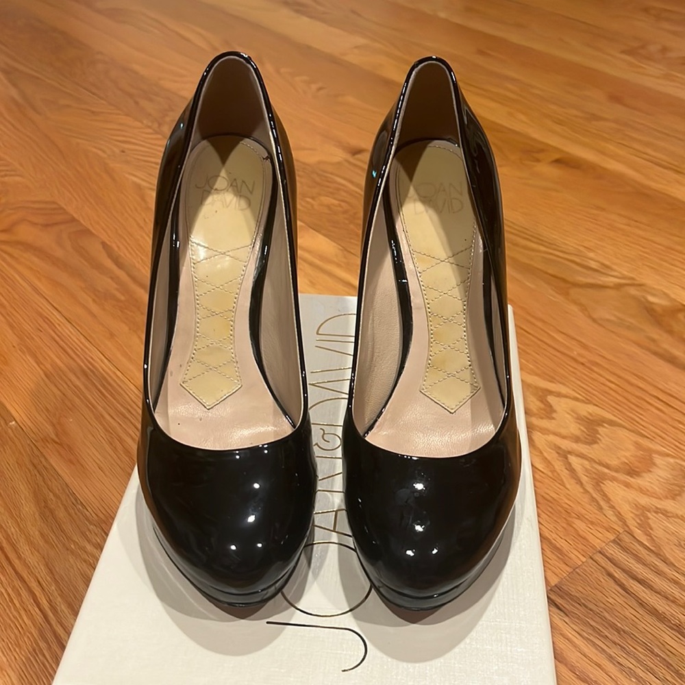 Joan and David platform patent leather pump